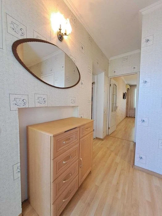 Продам 2к. квартиру в центре Одессы - рядом парк и море