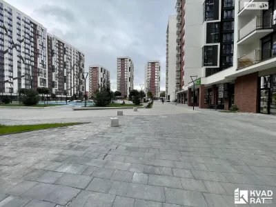 Продаж Квартира Набережна
