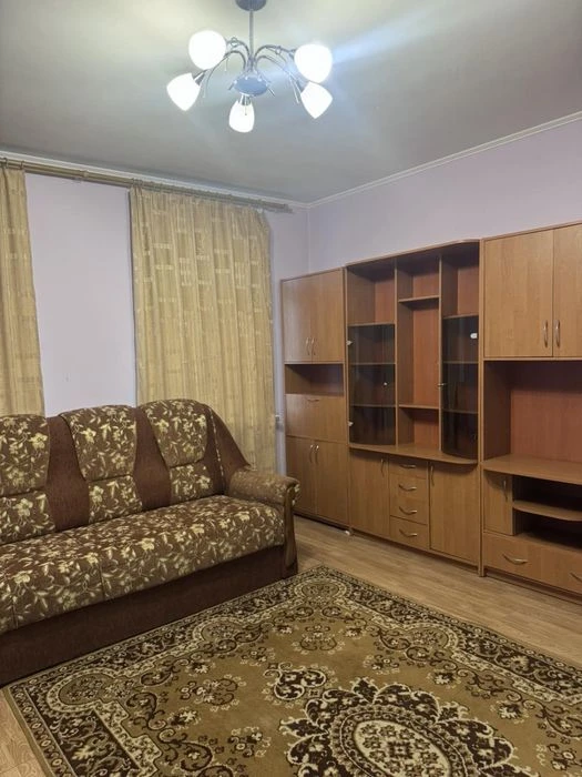 Продаж квартири в тихому районі міста