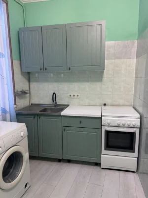 Продаж квартири в тихому районі міста