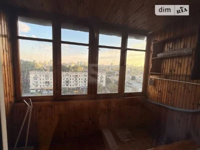 Продаж 1к квартири 29.3 кв. м на просп. Берестейський 12 • I