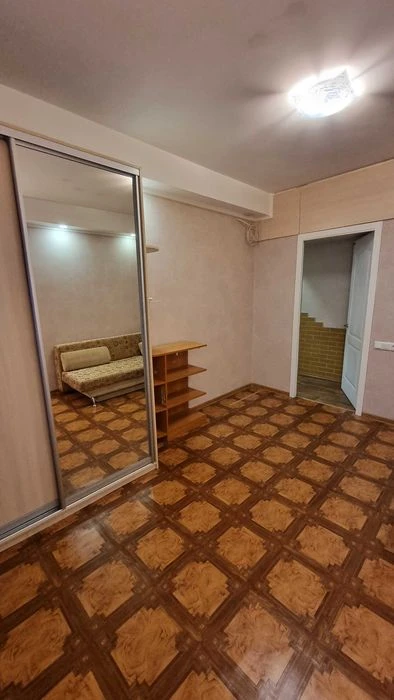 Продам 2-х комн. квартиру на Печерске