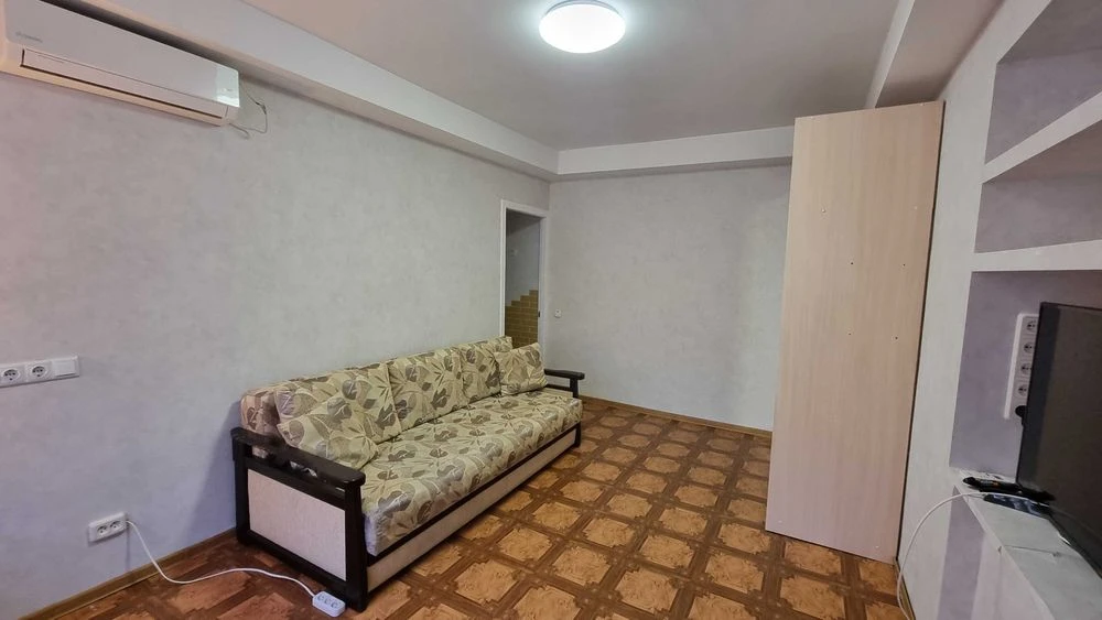 Продам 2-х комн. квартиру на Печерске