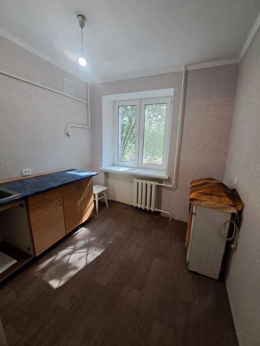 Продається 1кк. пр.Мира 70а