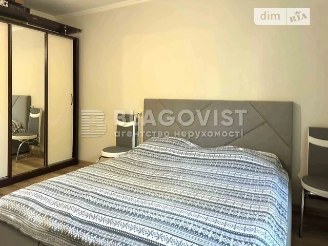 Продаж 2к квартири 45.3 кв. м на вул. Олексіївська 10/12 • I