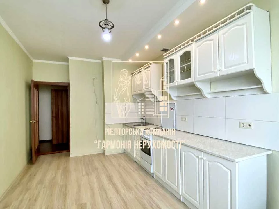 Apartment. Kyiv, Mykola Zakrevskoho St.