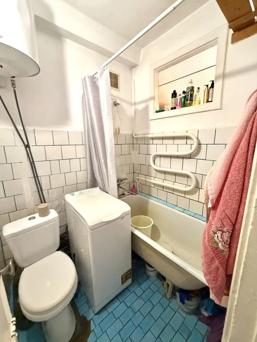 Продается 1 ком квартира в центре Вознесеновского р-на по ул