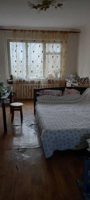Продам 3-комн. квартиру "ЧЕШКУ" /Крымский  бульвар/Заболотно