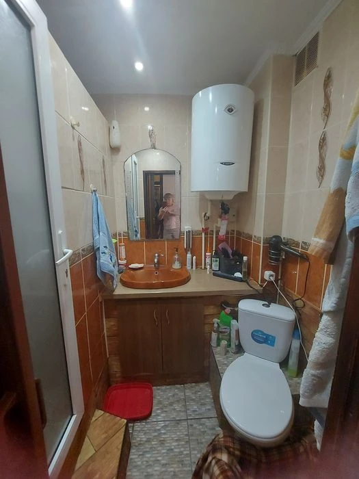 Продаєтся 3х.к Площадь перемоги