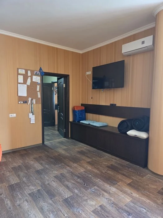For sale 1-room apartment 63 sq.m., Botanical Garden