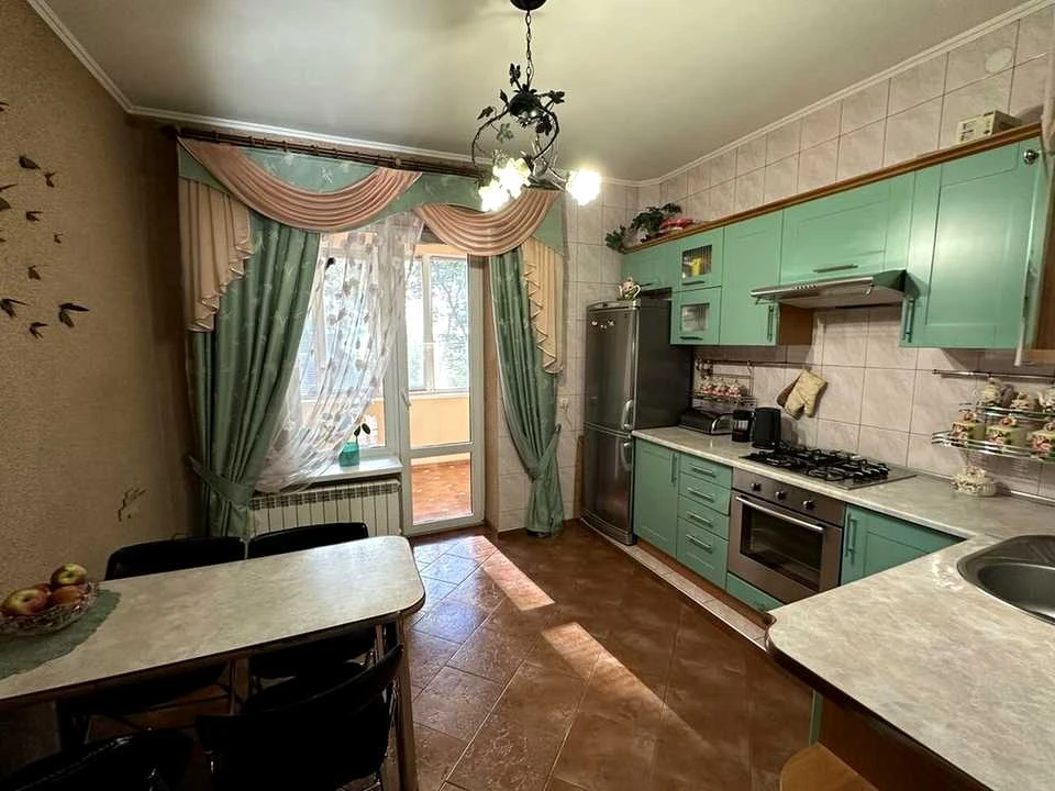 Квартира. Львів, Левицького Костя