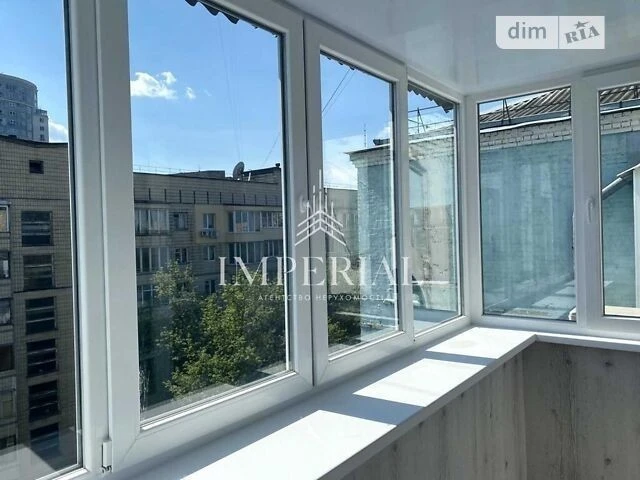Довготривала оренда 2к квартири на вул. Юрія Іллєнка 18А • I