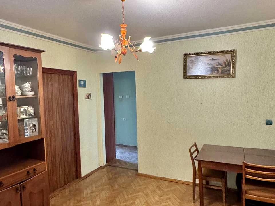 Квартира. Київ, Радунська вул.