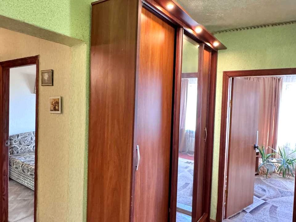 Квартира. Київ, Радунська вул.