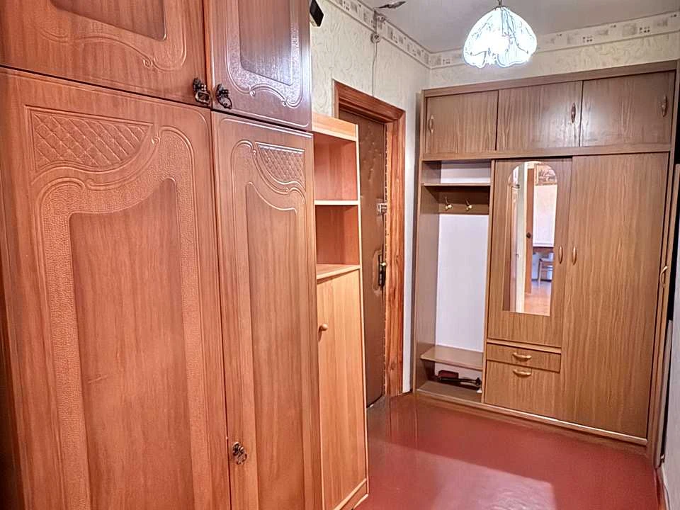 Квартира. Київ, Радунська вул.