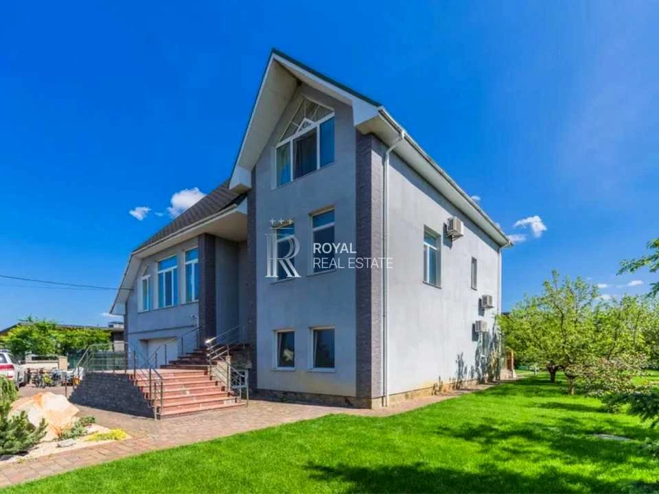 Будинок. Київ, Вербова