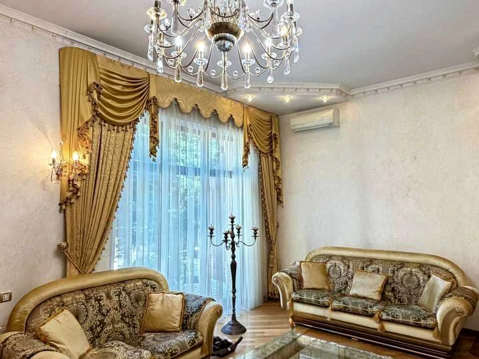 Будинок. Одеса, Французький бульв.