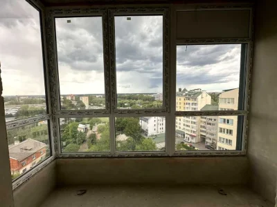 Квартира. Івано-Франківськ, Княгинин вул., (Будинок 10)
