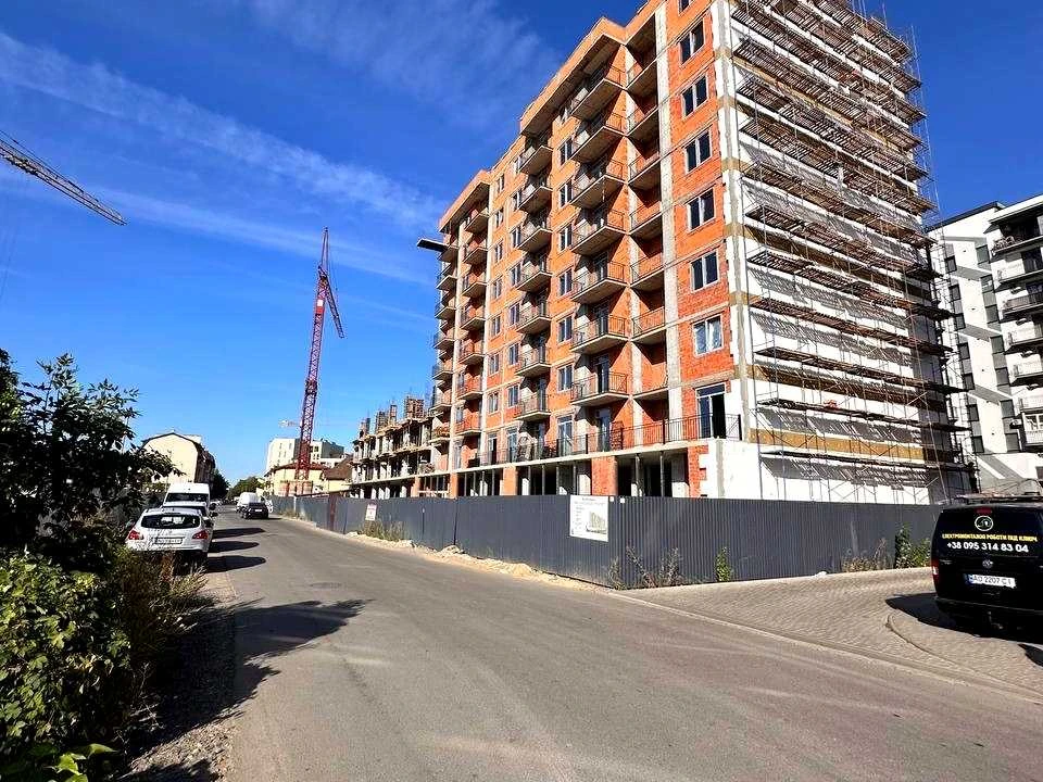 Квартира. Ужгород, Василя Гаджеги вул., (Будинок 7)