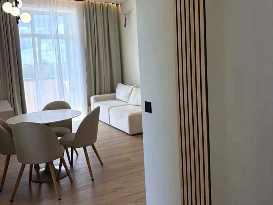 Квартира. Ужгород, Капушанська вул., (Будинок А01)