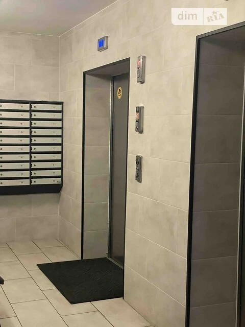 Довготривала оренда 1к квартири на бул. Ярослава Гашека 20 •