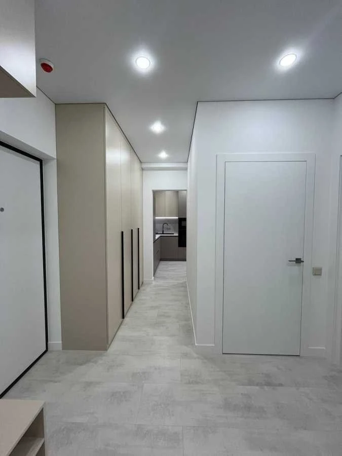 Оренда 2-кімнатної квартири 60 м², Михайла Максимовича вул.,