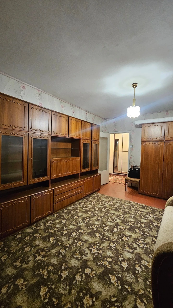 Оренда 1-кімнатної квартири 40 м², Прирічна вул., 17Г