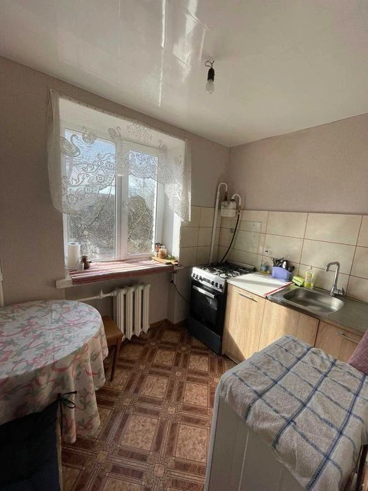 Продаж 3к. квартири.  Самий центр міста.