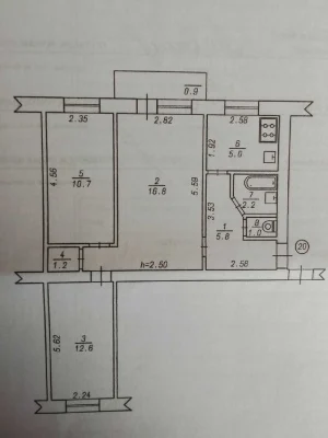 Продаж 3к. квартири.  Самий центр міста.