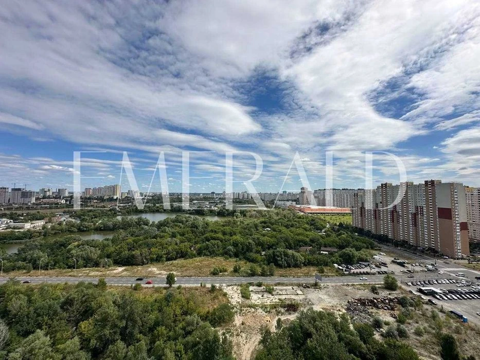 3к квартира в зданому будинку. Вид на озера! БЕЗ % єОселя