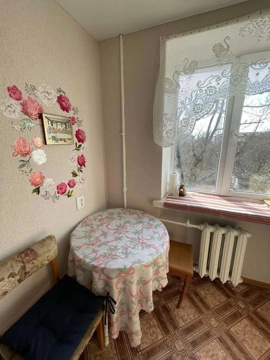 Продаж 3к. квартири.  Самий центр міста.