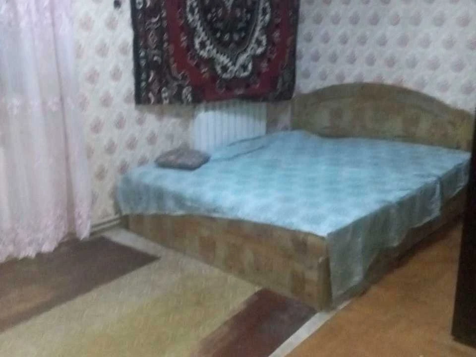 Будинок. Дніпро, Руставелі вул.