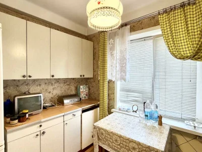Квартира. Запоріжжя, Героїв Крут вул. (12 Квітня)