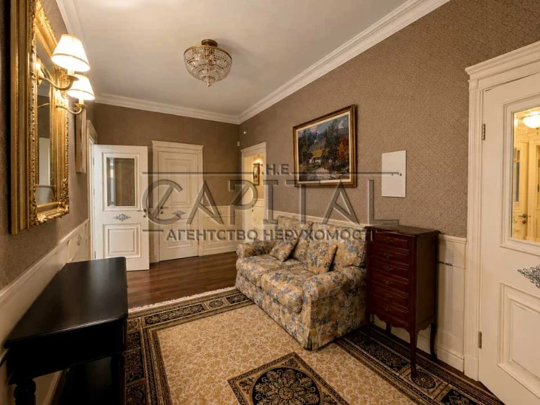 Apartment. Kyiv, Antonovycha St. (Gorky)