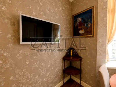 Apartment. Kyiv, Antonovycha St. (Gorky)