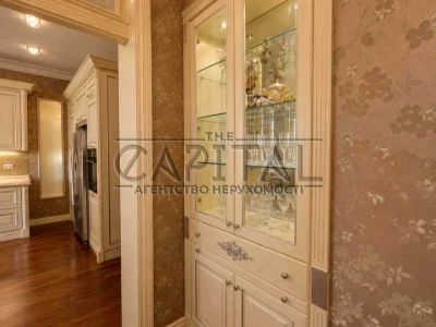 Apartment. Kyiv, Antonovycha St. (Gorky)