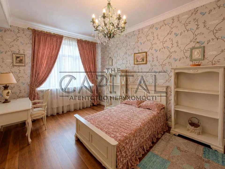 Apartment. Kyiv, Antonovycha St. (Gorky)
