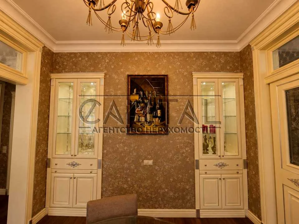 Apartment. Kyiv, Antonovycha St. (Gorky)