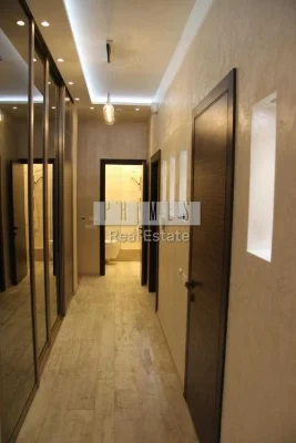 I will sell 2 rooms 80 m2 Novopecherskie Lypky Dragomirova Verhoglyada P