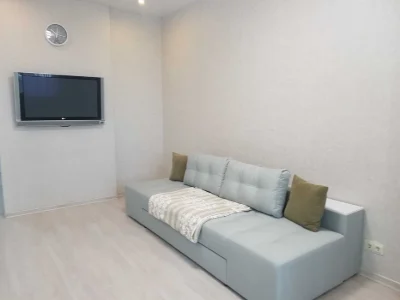 3-room apartment for sale, Kyrylo-Mefodivskaya 2, new building