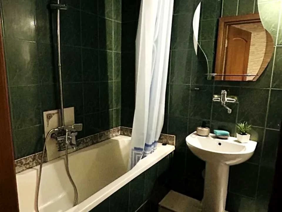 Квартира. Черкаси, Сергія Амброса вул.