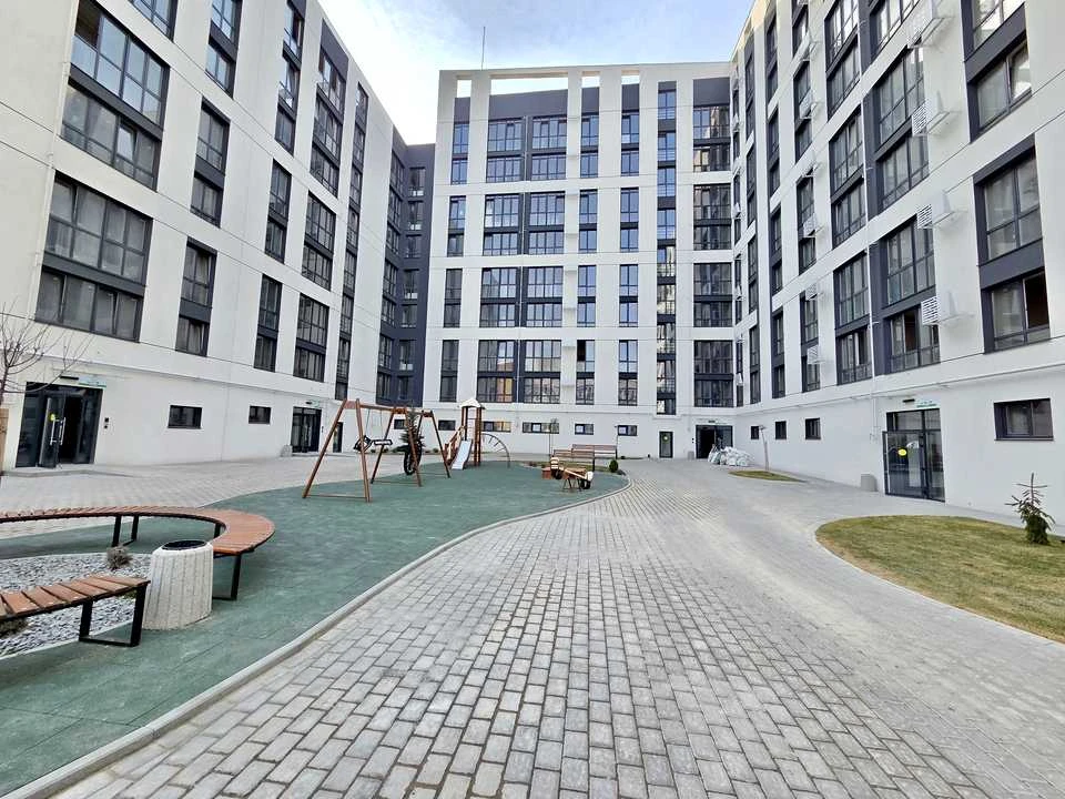 Квартира. Рівне, Данила Галицького вул., (Будинок)