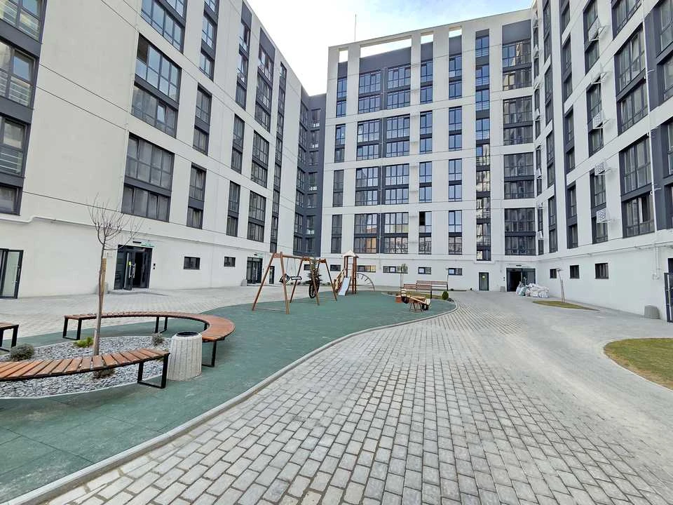 Квартира. Рівне, Данила Галицького вул., (Будинок)