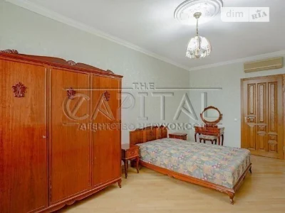 Продаж 5к квартири 220 кв. м на вул. Костянтинівська 10 • ID