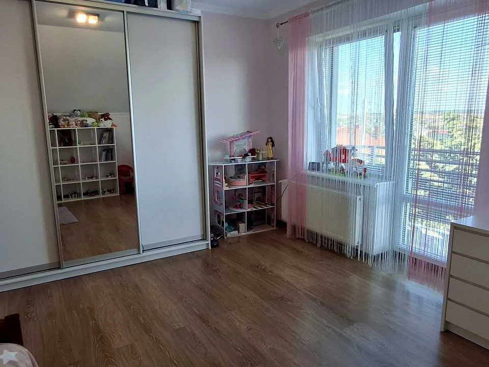 Будинок. Рівне, Виноградна