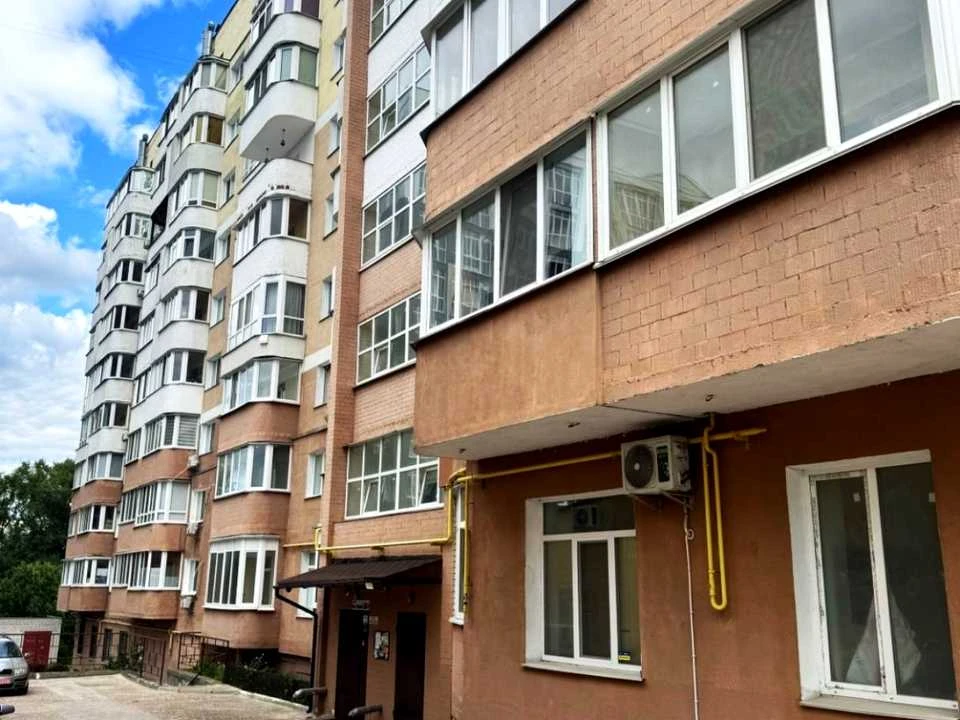 Квартира. Чернігів, Перемоги просп.