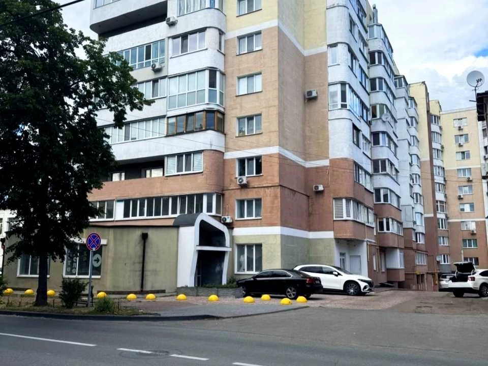 Квартира. Чернігів, Перемоги просп.