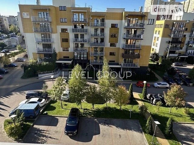 Довготривала оренда 3к квартири на вул. Івана Кавалерідзе 11