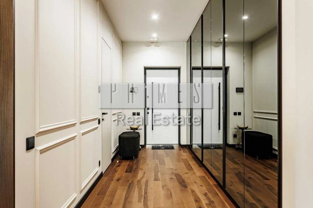 Продаж 4к квартири 125м3 ремонт TRIIINITY Василя Тютюнника 3