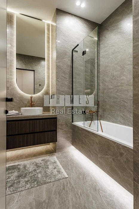 Продаж 4к квартири 125м3 ремонт TRIIINITY Василя Тютюнника 3